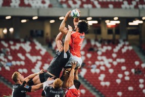 开云体育官网登入-“水上救生：三叉湖游泳馆上演紧张刺激的竞技救援”